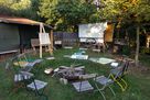 PopART-Künstler Andora im open air Sommer-Atelier